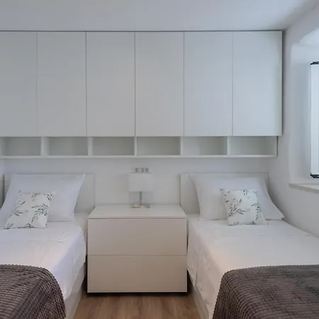 Gravosa Stone House *