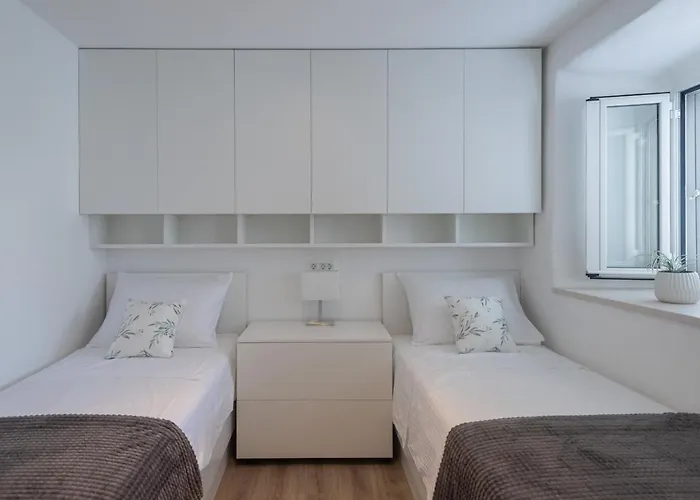 Gravosa Stone House *